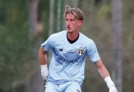 São Paulo relaciona goleiro da base como novidade para confronto com Grêmio