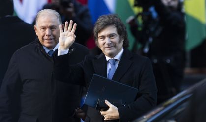 Milei sinalizou que faltaria, mas deve ir à Cúpula do Mercosul no Brasil