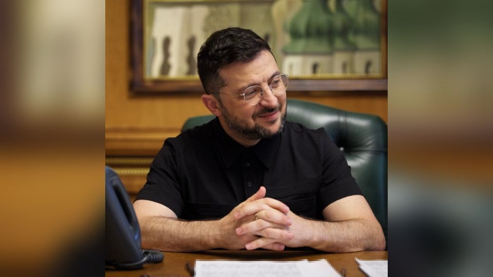 Presidente da Ucrânia, Volodymyr Zelensky, em ligação