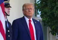 Trump ameaça Nigéria com ação militar se país não deter ataques a cristãos