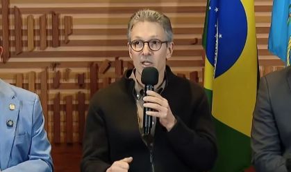 Megaoperação no RJ foi maior apreensão de armas e de criminosos, diz Zema