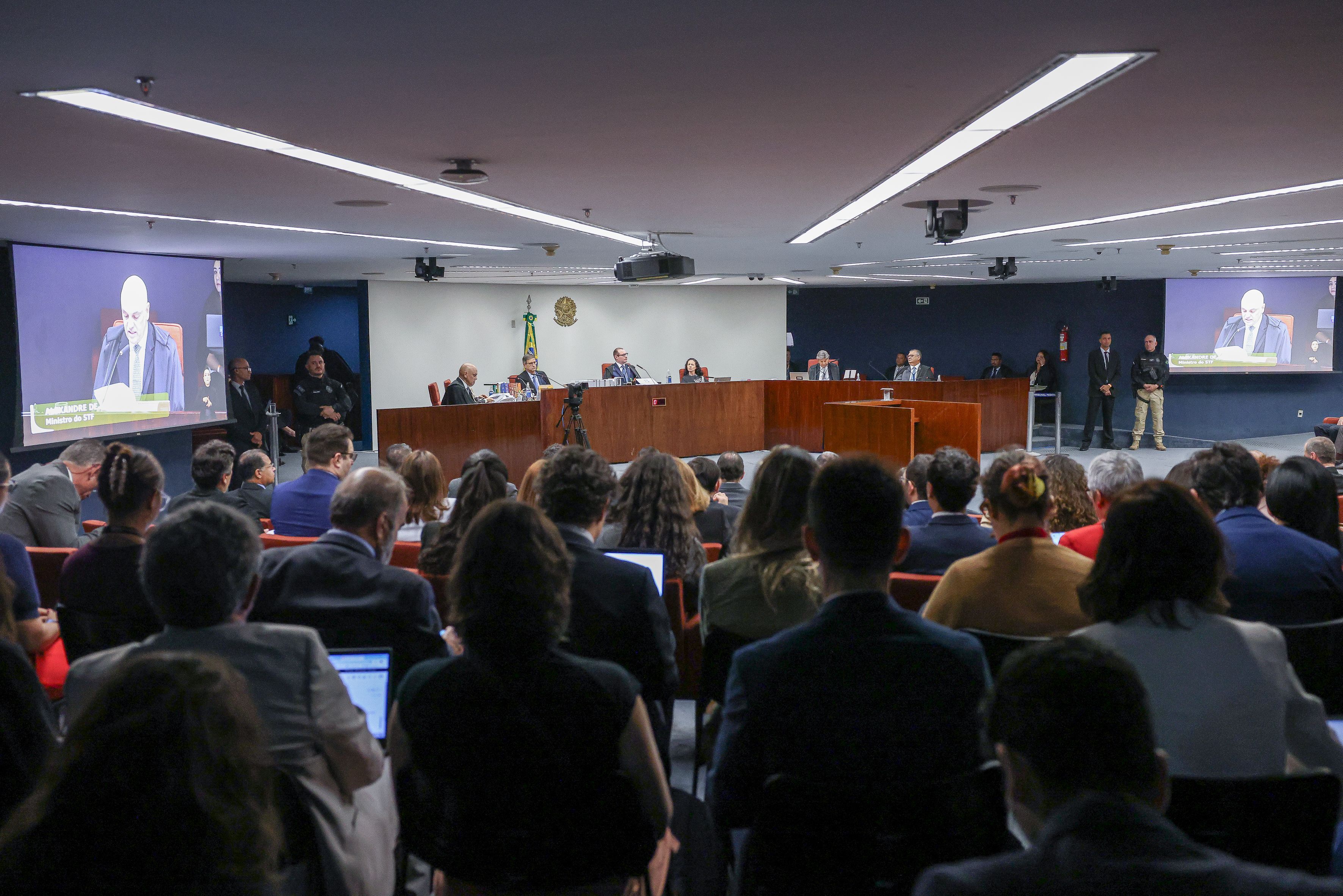 STF - JULGAMENTO - NÚCLEO 1 - TRAMA GOLPISTA - GOLPE