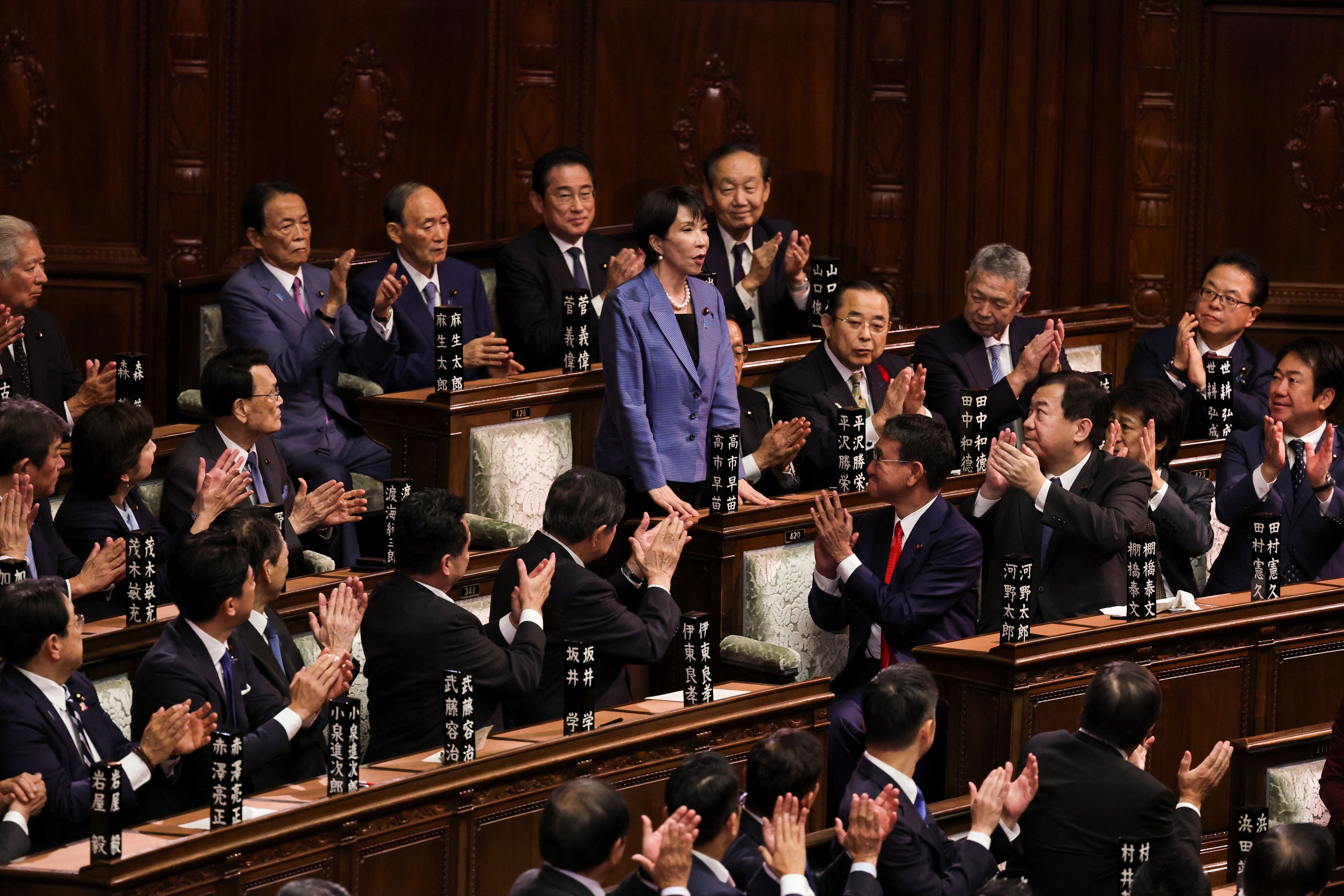 Sanae Takaichi no Parlamento em Tóquio — 21/10/2025 • Kim Kyung-Hoon/Reuters