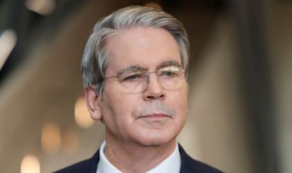 Bessent nega crescimento da China e diz que país desacelerou em 7 meses