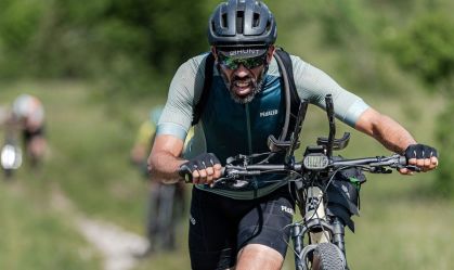 Rússia solta ciclista francês que tentou recorde mundial de travessia
