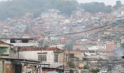 Castro diz que haverá policiamento reforçado durante a madrugada no RJ