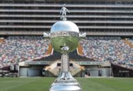 Palmeiras x Flamengo: Conmebol define uniformes da final da Libertadores