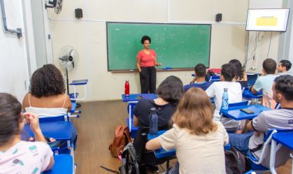 UFRJ abre concurso para professores com maior número de vagas para cotistas