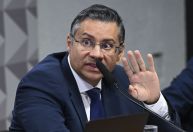 À CPMI, ex-procurador-geral do INSS nega que tenha padrinho político