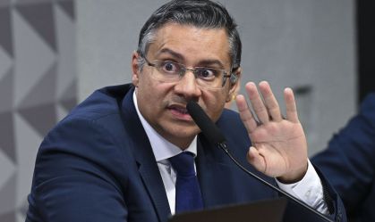 À CPMI, ex-procurador-geral do INSS nega que tenha padrinho político