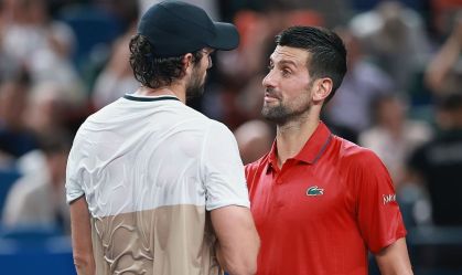 Na China, Djokovic é derrotado por Vacherot e elogia rival: "Você merece"