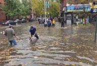 Fortes chuvas atingem Nova York e deixam pelo menos dois mortos