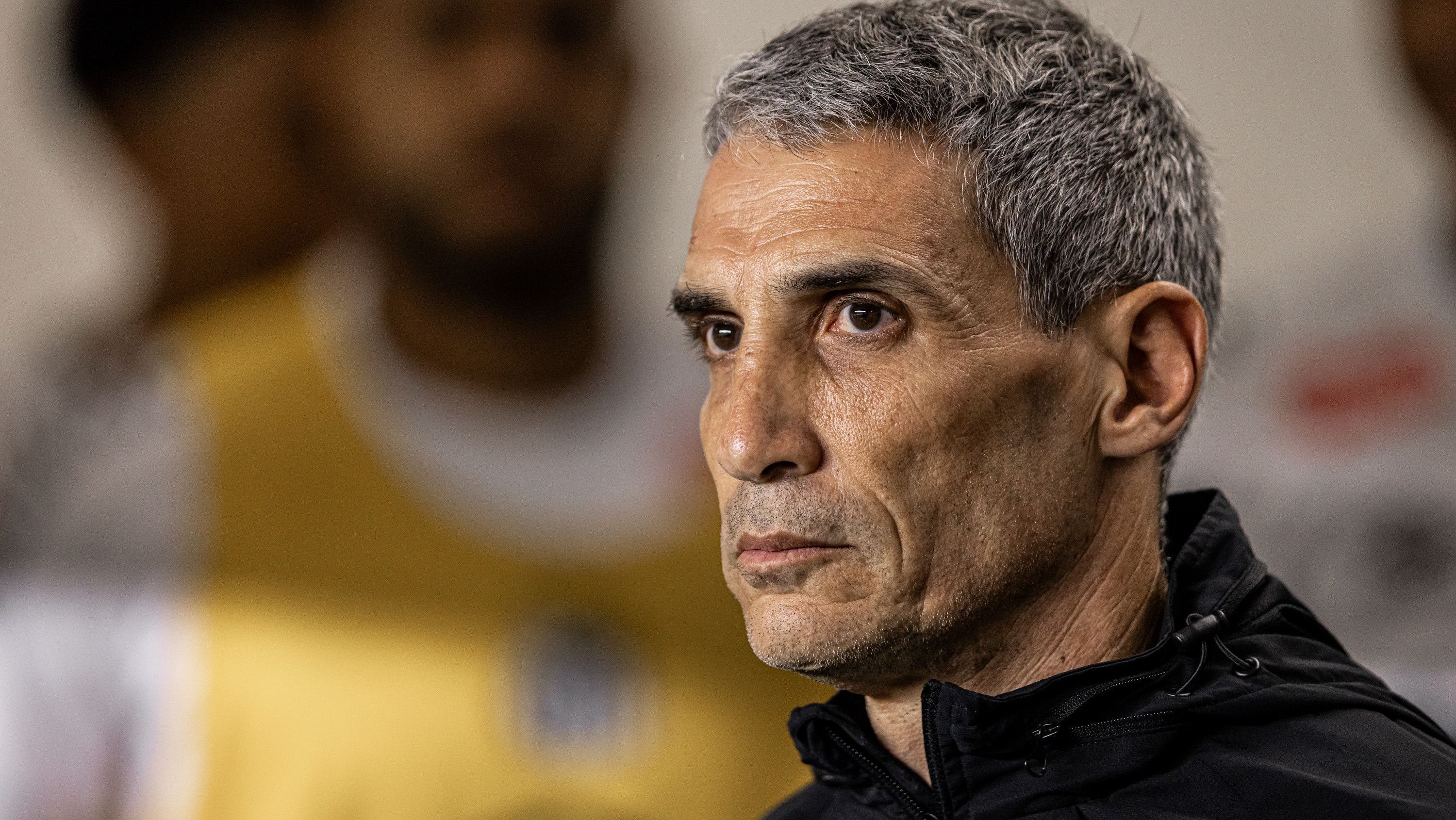 Vovjoda durante derrota do Santos
