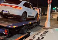 Em Porsche, motorista embriagado foge da PM e acaba detido em SP
