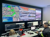 "Controladores de viadutos": sala fria vigia 940 estruturas por São Paulo