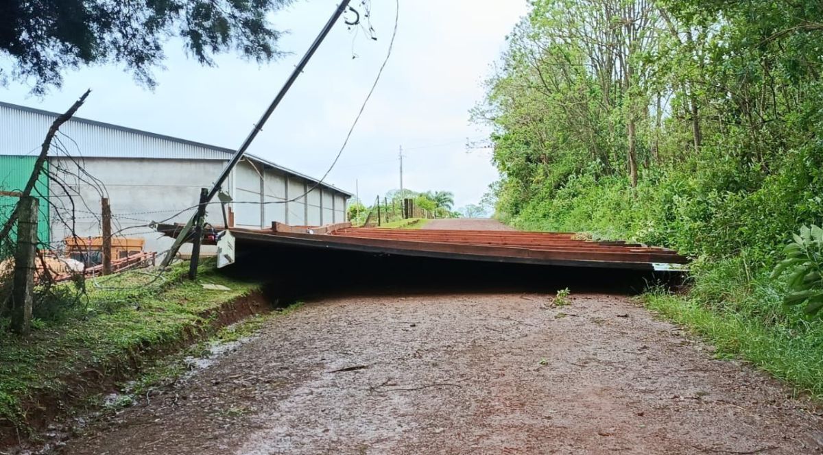 Ventos causam estragos em cidade gaúcha