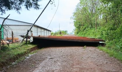 Ventos causam estragos em cidade gaúcha; Defesa Civil analisa microexplosão