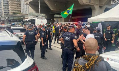 Ato pró-anistia tem confusão e acusação de homofobia na Av. Paulista