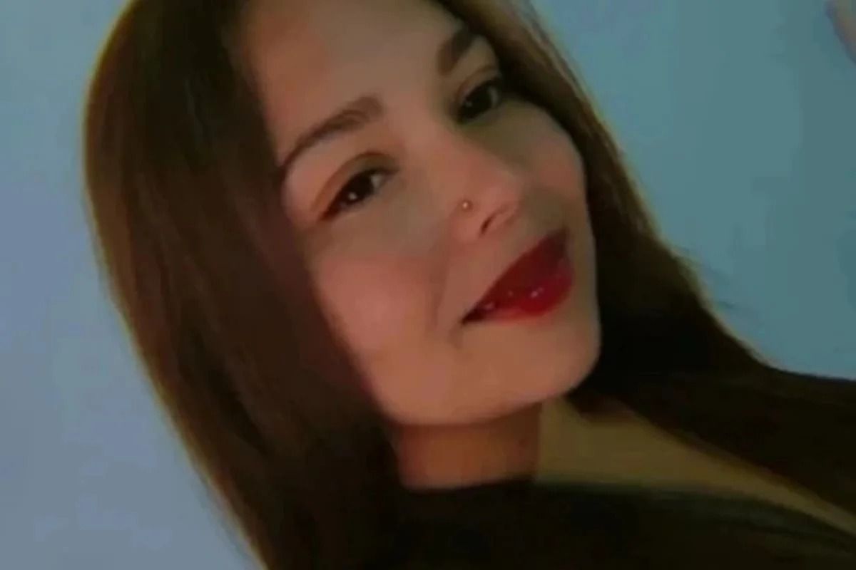 Jovem morre após comer acarajé na Bahia