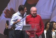 Hugo é vaiado em evento com Lula em comemoração ao Dia dos Professores