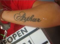 Mãe que espancou filho até a morte tinha tatuagem com nome da criança