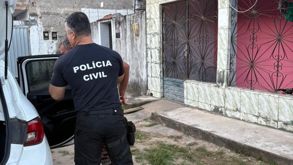 Imagem de destaque do post: Maceió: Polícia prende homem que estuprava enteada desde os 8 anos de idade