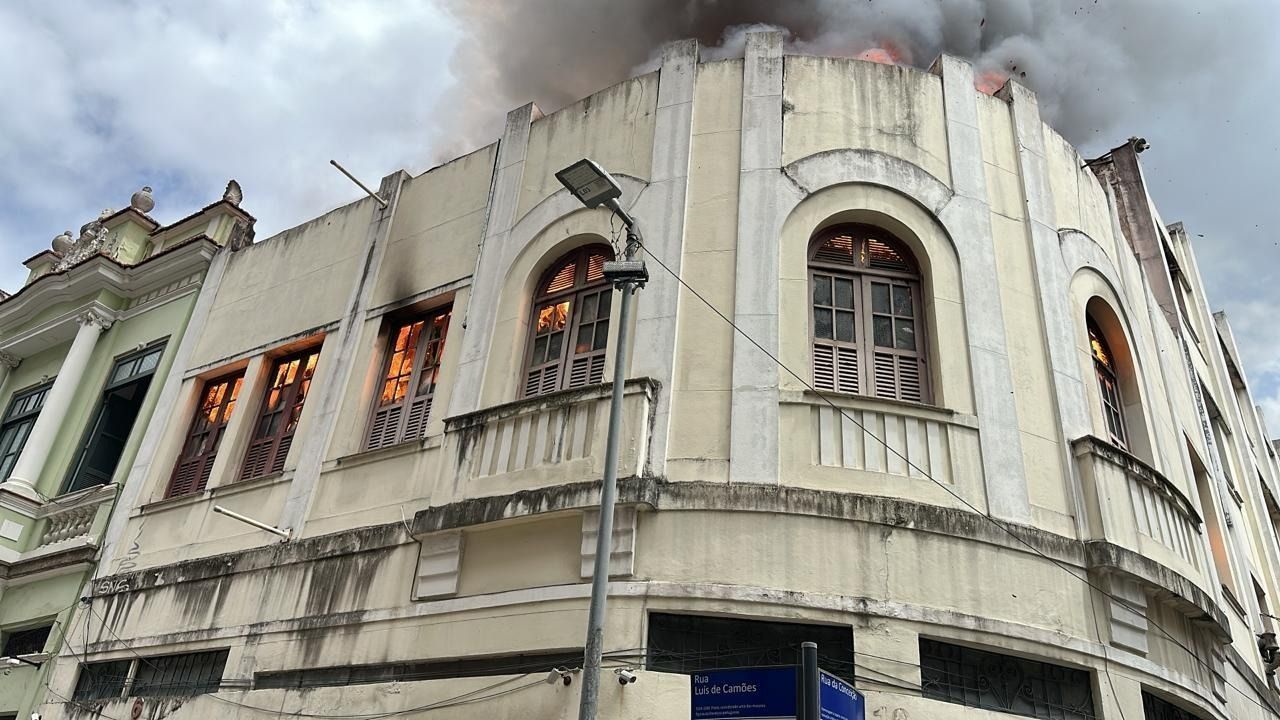 Incêndio casarão RJ