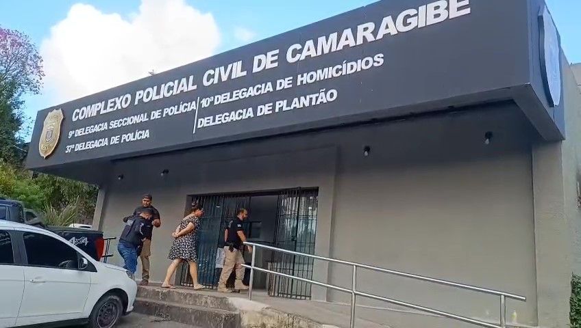 Servidores são presos por matar mulheres a pauladas e divulgar crime nas redes sociais
