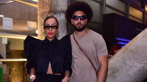 Agata Moura e Renan Justino, do "Casamento às Cegas Brasil", no SPFW N60