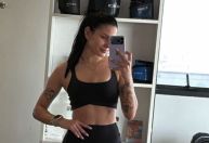 Ana Castela mostra músculos e brinca "Achei que ia explodir"; veja foto