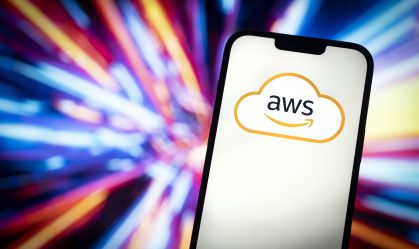 "Panes não são anormais", explica especialista sobre falha na AWS
