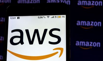 Ação da Amazon dispara com boom da IA impulsionando crescimento da AWS