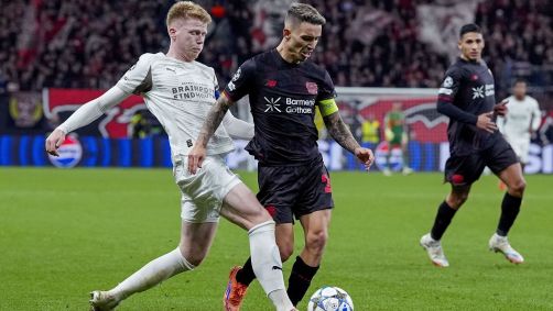Lance de Bayer Leverkusen x PSV, pela Champions League