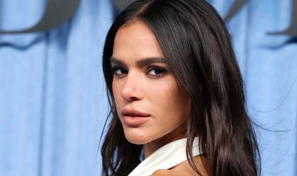 Bruna Marquezine chama atenção com fotos em evento de moda: "Parece IA"