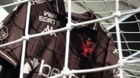 Camisa três do Vasco tem tecnologia antipirataria; entenda como funciona