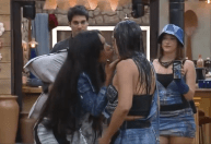 Público pede expulsão de Carol Lekker por briga com Yoná; entenda