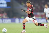 Veja o gol do Carrascal que deu a vitória ao Flamengo contra o Racing
