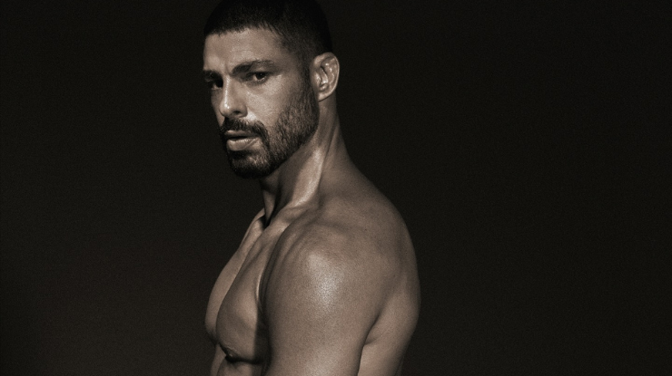 Cauã Reymond se despede de “Vale Tudo” com foto nu; veja