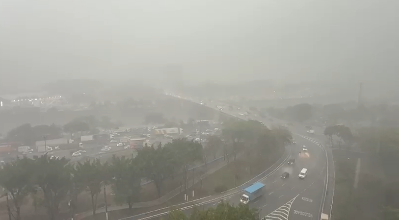 chuva ponte da casa verde