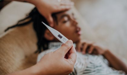 Em um ano, casos de coqueluche crescem mais de 13 vezes no Brasil