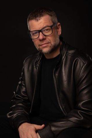 Cris Gomes assume liderança do entretenimento na emissora • Divulgação