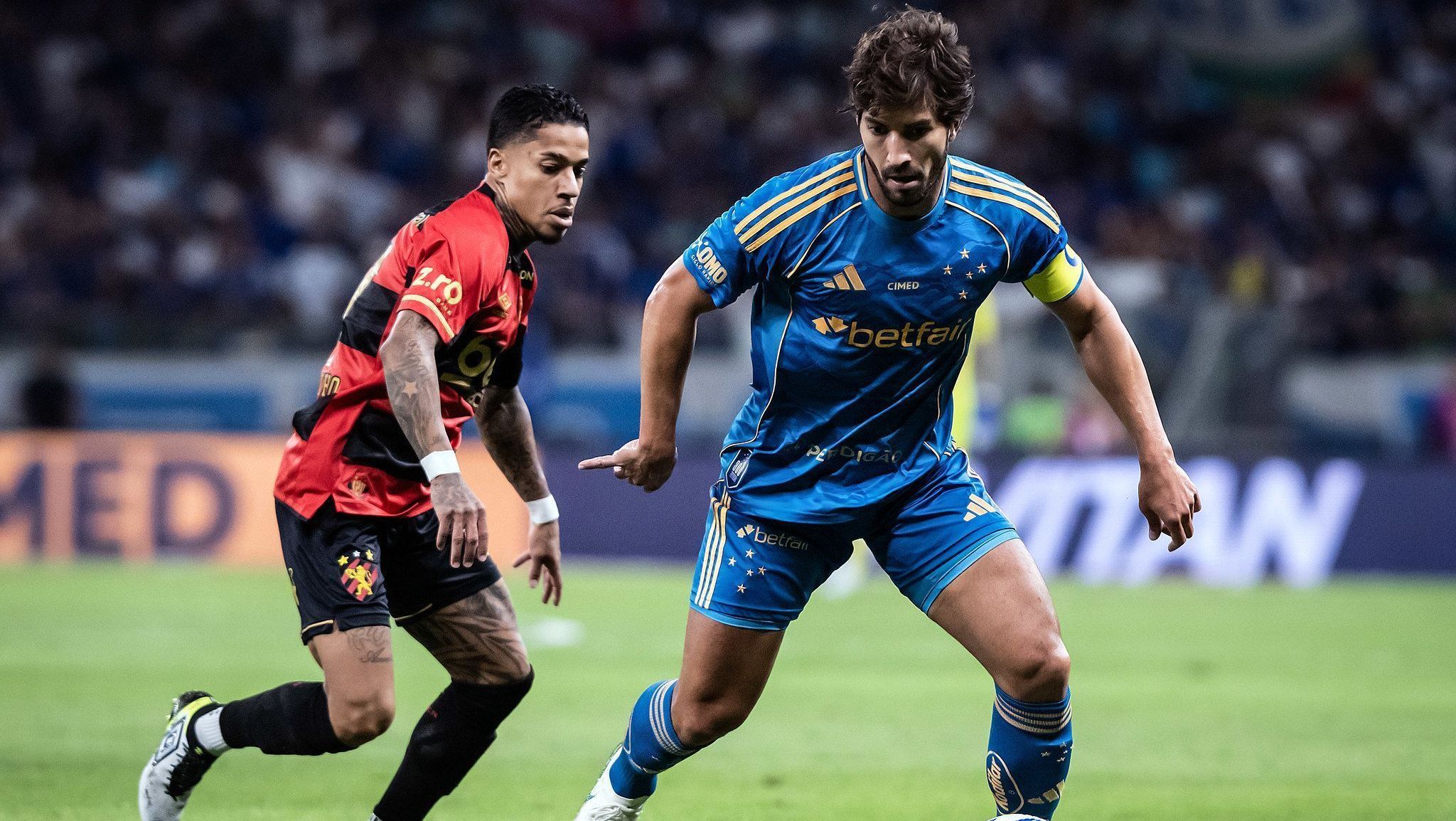 Confronto entre Cruzeiro e Sport, pelo Brasileirão