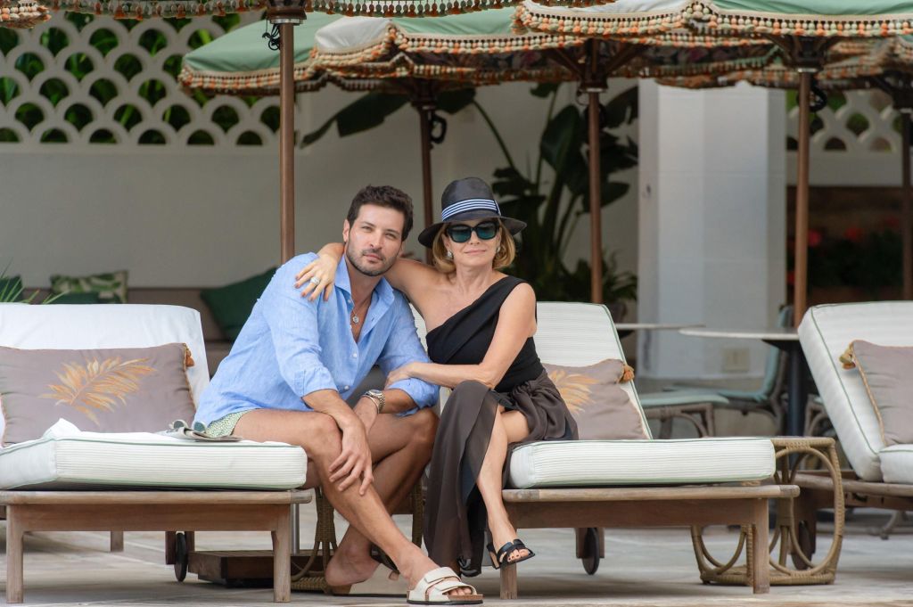 Walter (Leandro Lima) e Odete Roitman (Debora Bloch) em "Vale Tudo"