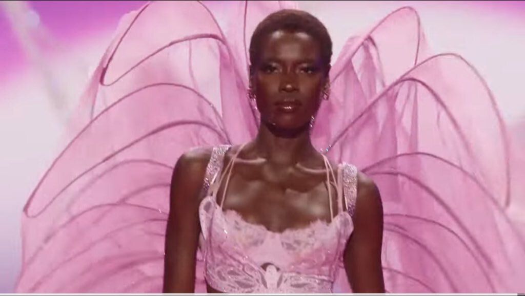 Victoria's Secret anuncia data de Fashion Show de 2026; saiba