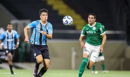 Grêmio vence Palmeiras e enfrenta o Atlético na final do Brasileiro Sub-17