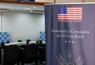 Após paralisação nos EUA, embaixada atualiza situação do serviço de vistos