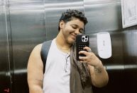 Homem trans descobre câncer de mama e se fortalece na transição