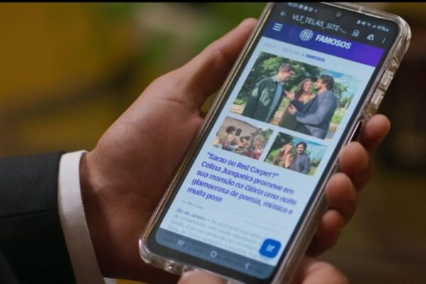 Site que aparece em celular em "Vale Tudo" na verdade era um arquivo PDF • Reprodução/Globo