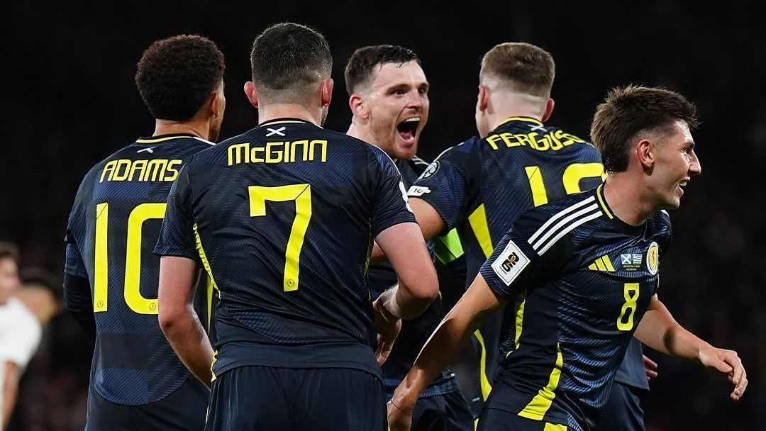 Escócia vira sobre a Grécia e se aproxima de vaga na Copa do Mundo | CNN Brasil