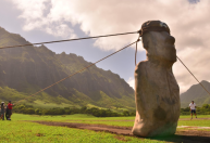 Experimento desvenda como estátuas da Ilha de Páscoa eram transportadas